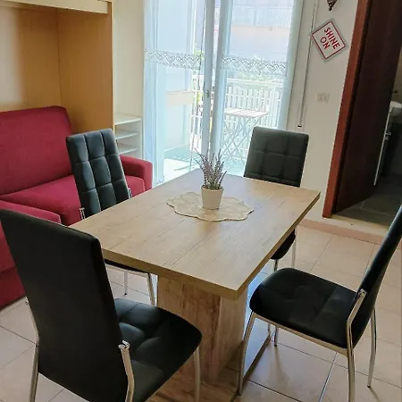 Viale Aurora Апартаменты *